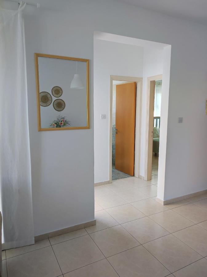 Marina Gardens Apartment Paphos Exterior photo